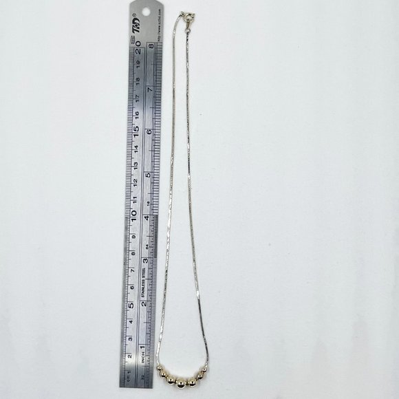 🎉HP🎉 Simple & Minimal Shiny Gold Tone Graduated Ball 17” Chain Necklace - Picture 4 of 6